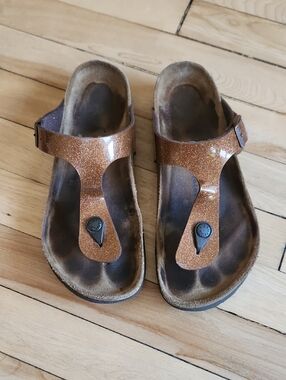 Birkenstock Brown Glitter T-Strap Sandals